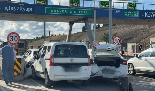 Kuzey Marmara Otoyolu'nda zincirleme kaza: 2 yaralı
