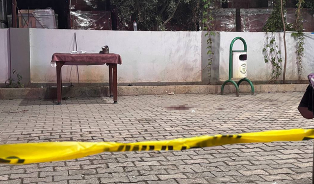 Adana’da kahvehanede silahlı çatışma! Ölü ve yaralılar var