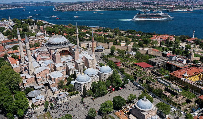 İstanbul’dan turizm rekoru: 9 ayda 13 milyonu aştı