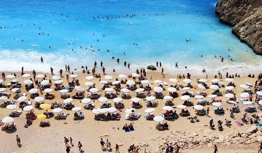 Antalya'ya gelen yabancı turist sayısı 2 milyona yaklaştı