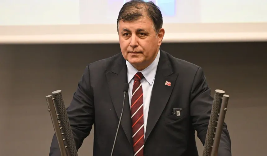 Cemil Tugay, CHP'den istifa etti