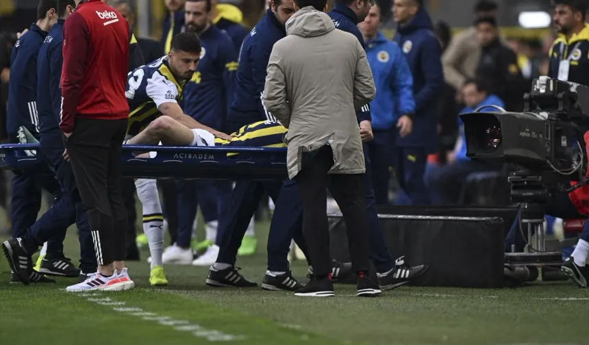 Fenerbahçe'ye kötü haber: Sezonu kapattı