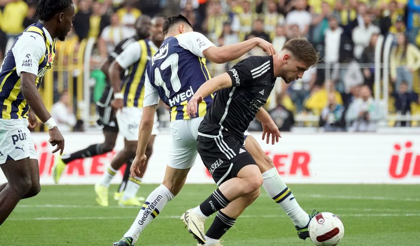 Fenerbahçe derbide Beşiktaş'ı 2-1 mağlup etti
