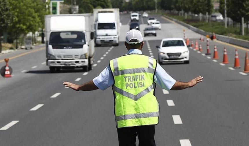 İstanbul'da bazı yollar yarın trafiğe kapatılacak