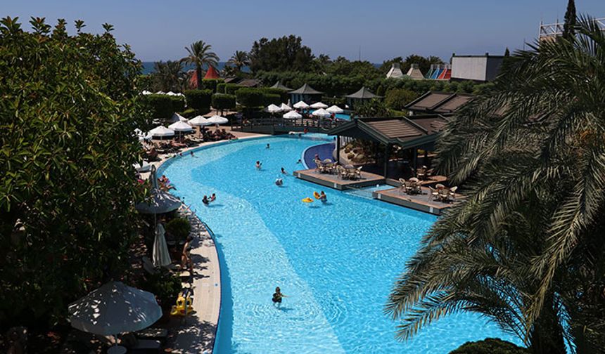 Turizmde konaklama gelirleri 2025'te yaklaşık 7 milyar dolarla rekor kırdı