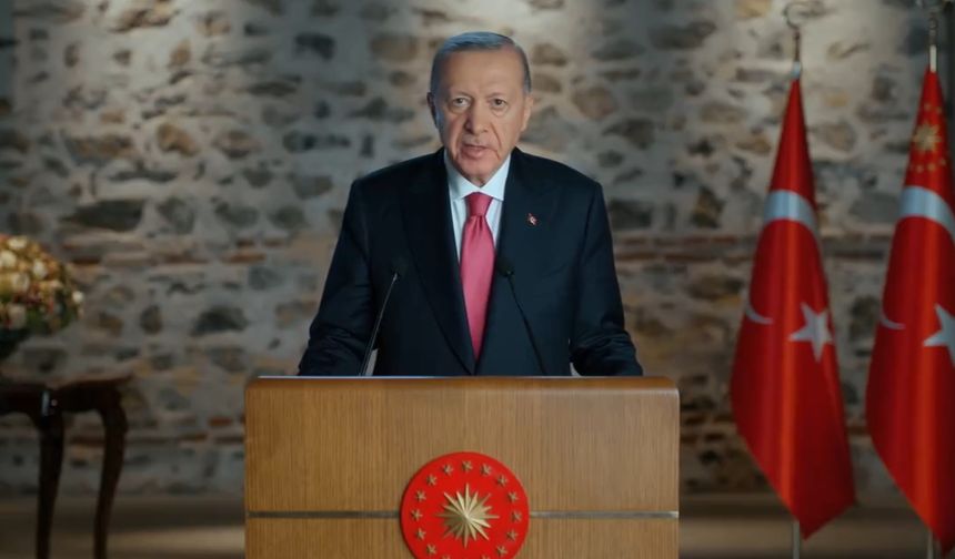 Cumhurbaşkanı Erdoğan: Türkiye, hedeflerine doğru koşar adımlarla gidecektir