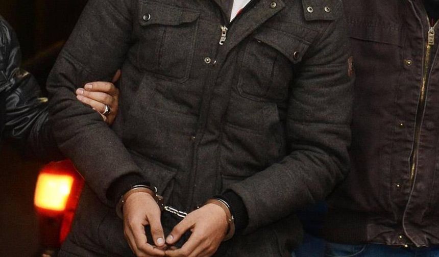 Maltepe'de havai fişek atarak yangın çıkaran şahıs tutuklandı