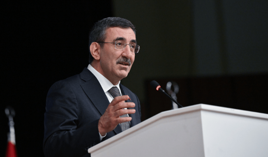 Cevdet Yılmaz: Cumhurbaşkanı Erdoğan milletin adamı olarak gönüllerde yer etmiştir