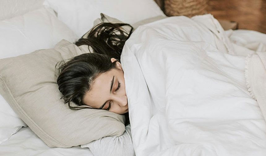 ‘Ne kadar uyusam da dinlenemiyorum’ diyenler dikkat! Yorgunluğun 10 nedeni