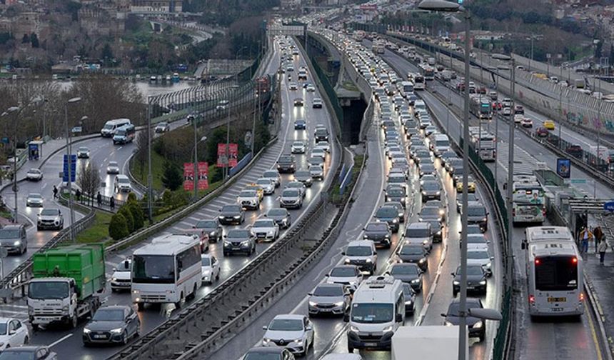 Trafiğe kayıtlı taşıt sayısı yaklaşık 32 milyon oldu