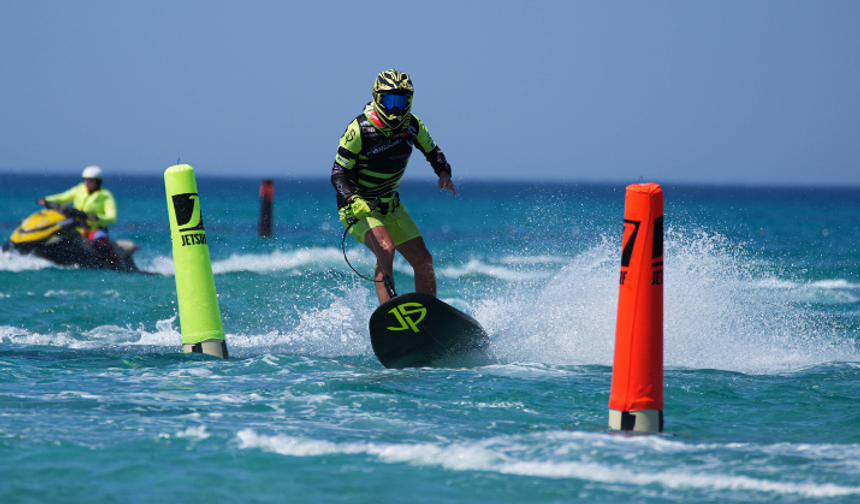 Çeşme, Dünya Motosurf Şampiyonası’na ev sahipliği yapmaya hazırlanıyor