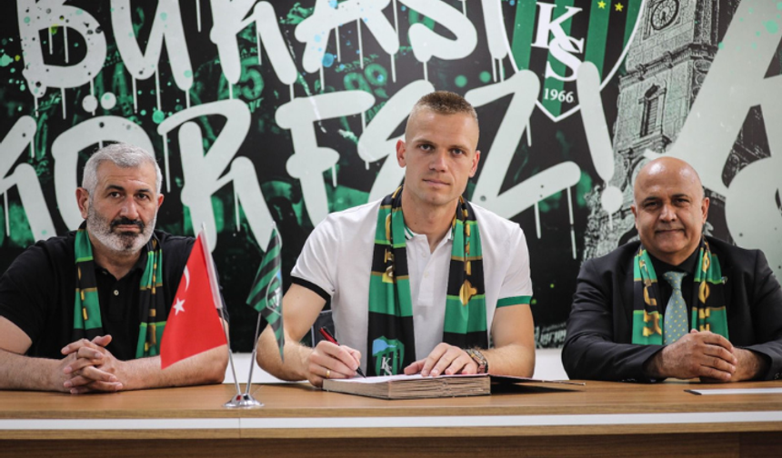 Kocaelispor, Partizan’dan kaleci Jovanovic’i kadrosuna katıyor