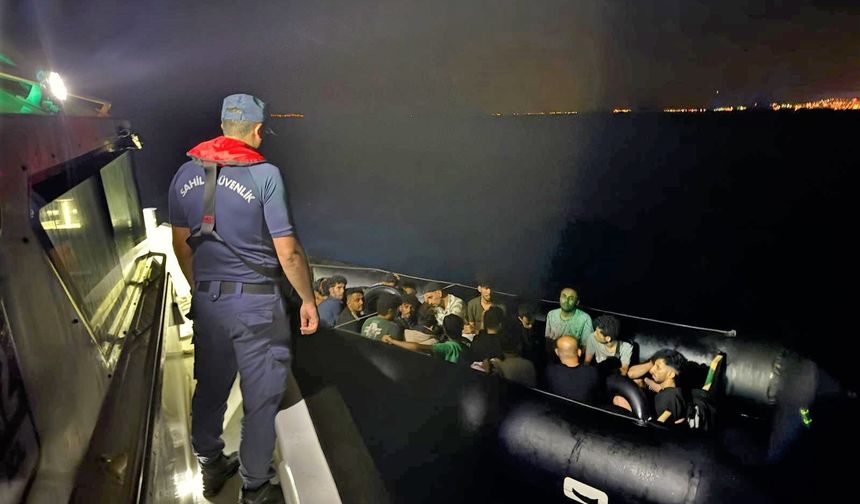 Düzensiz göçmenler Kuşadası açıklarında yakalandı