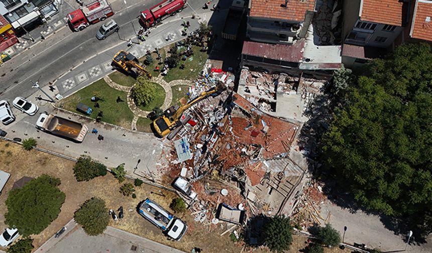 Balıkesir'deki depremde yıkılan binanın sahibi tutuklandı