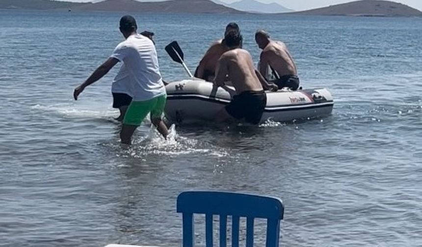 Boğulan çocuğu kurtarmak isterken canından oldu
