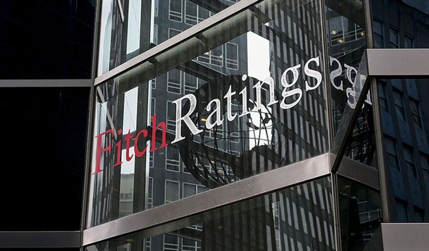 Fitch ABD'nin kredi notunu teyit etti