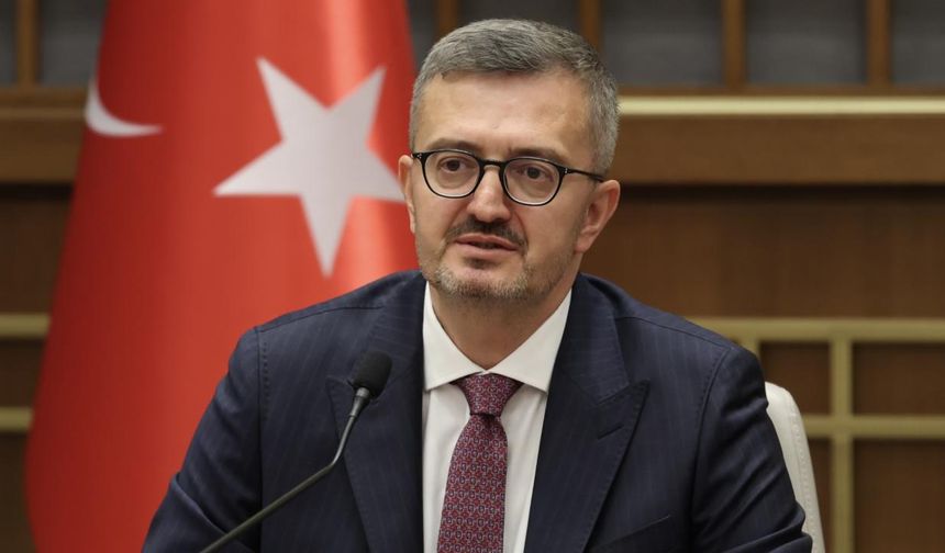 İletişim Başkanı Duran: Gazi Mustafa Kemal Atatürk'ü rahmetle ve saygıyla anıyorum