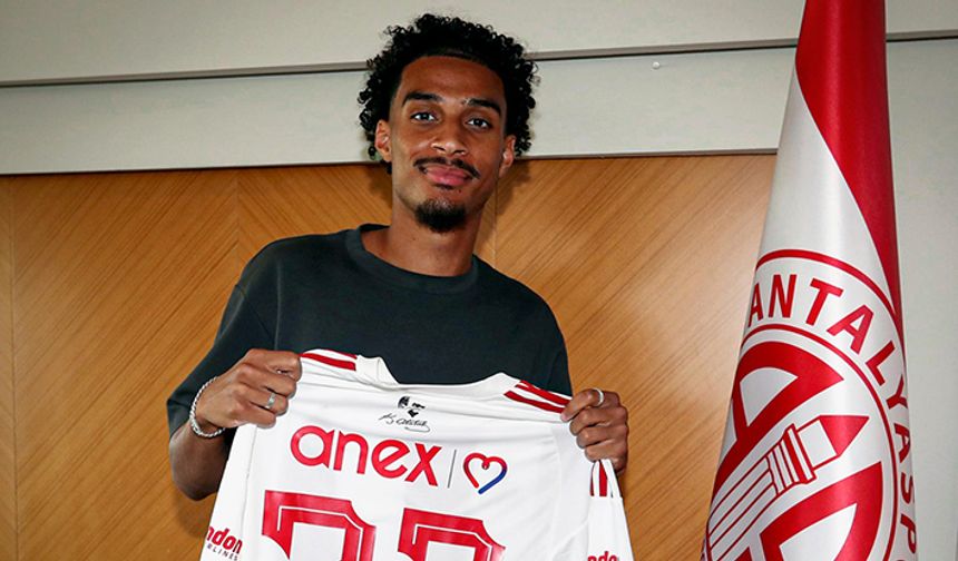 Jesper Ceesay resmen Antalyaspor’da