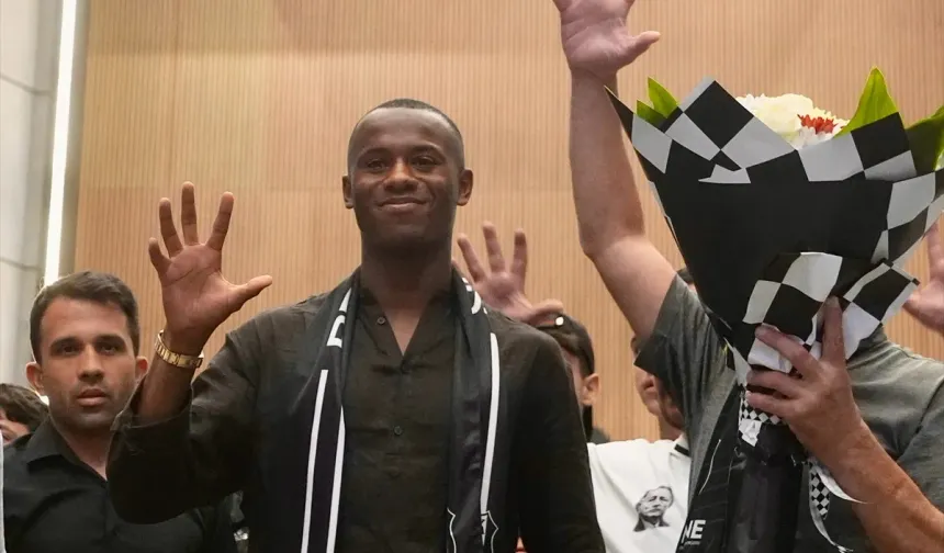 Beşiktaş'ın yeni transferi Tiago Djalo, İstanbul'a geldi