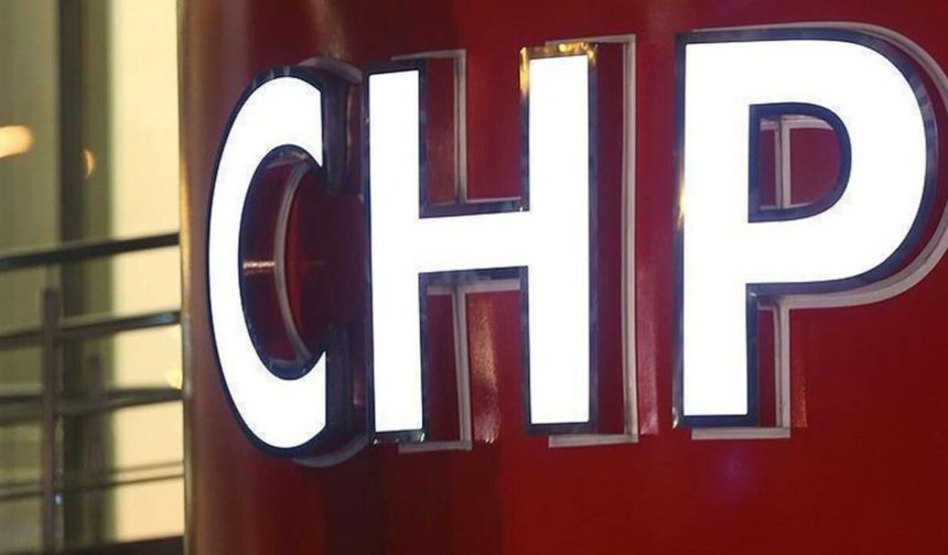 CHP İstanbul İl Kongresi'nin davası ertelendi
