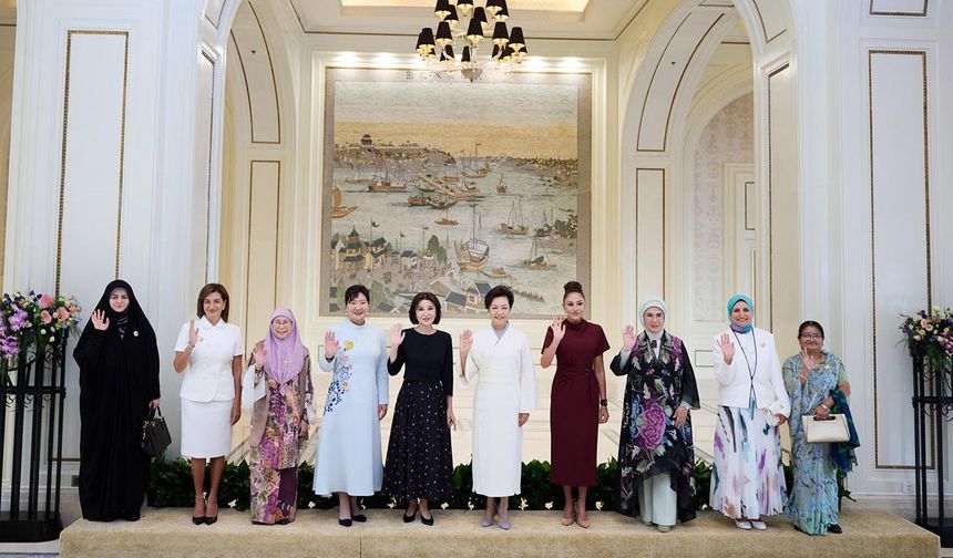 Emine Erdoğan, Çin'de liderlerin eşleri ile bir araya geldi
