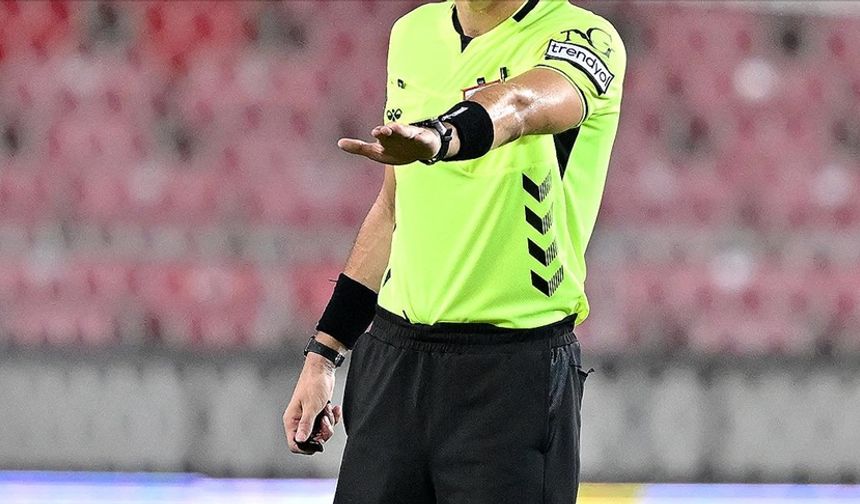 Süper Lig'de 12. hafta maçlarını yönetecek hakemler belli oldu