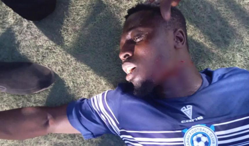 Nijerya'da kan donduran olay: Taraftarlar futbolcunun boğazını kesti