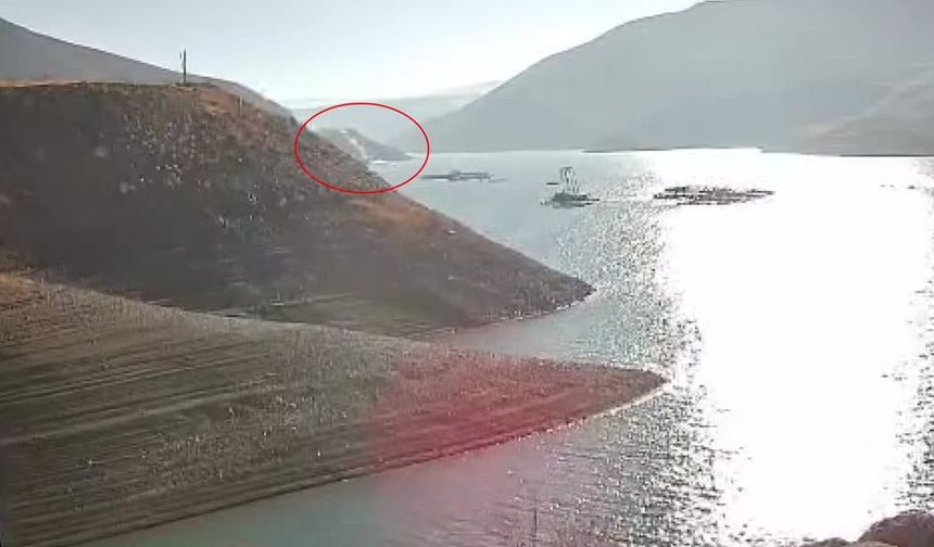 Van’da kontrolden çıkan otomobilin baraja düşme anı kamerada