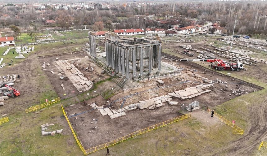 Aizanoi'deki Zeus Tapınağı'nın restorasyon çalışmalarına gelecek yıl başlanacak