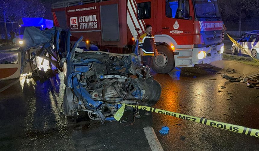 İstanbul’da feci zincirleme kaza: 2 kişi hayatını kaybetti