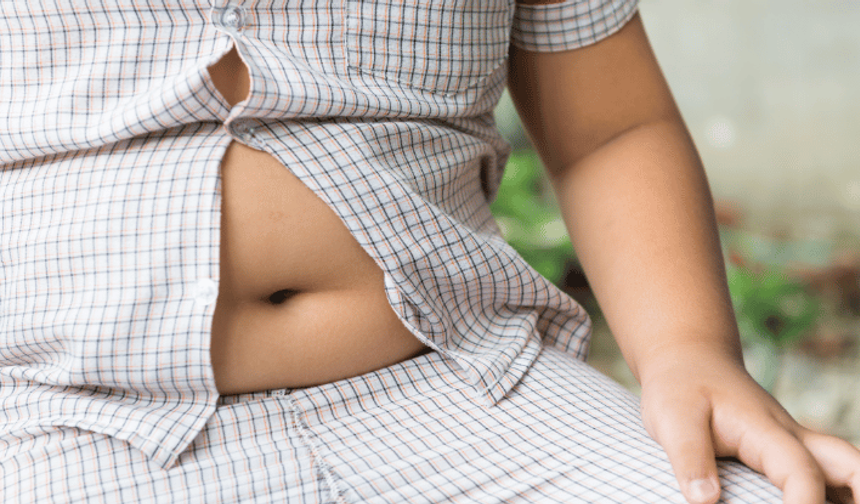 Uzmanlar çocuk obezitesine karşı aileleri uyarıyor