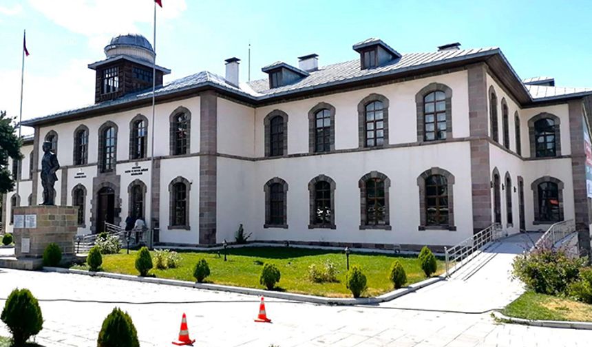 Tarihi Erzurum Kongre Binası, güçlendirme çalışmalarıyla geleceğe taşınacak