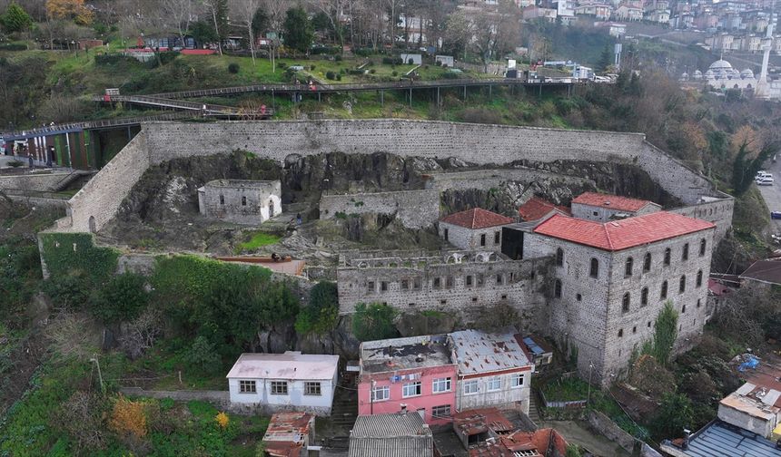 Trabzon'daki Kızlar Manastırı kültür ve sanat hayatına canlılık getirdi