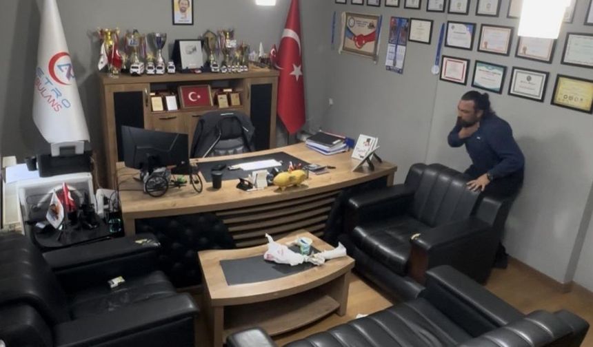 Sağlık çalışanı kendi hayatını böyle kurtardı! Heimlich manevrasıyla hayata tutundu...