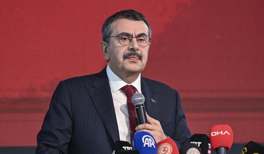 “Sınav sistemi değişecek” iddialarına Bakan Tekin’den yanıt