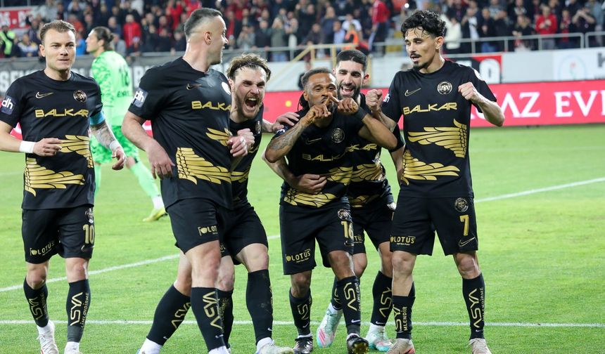 Esenler Erokspor’u devirdi, bileti aldı: Çorum FK ilk kez Süper Lig'de