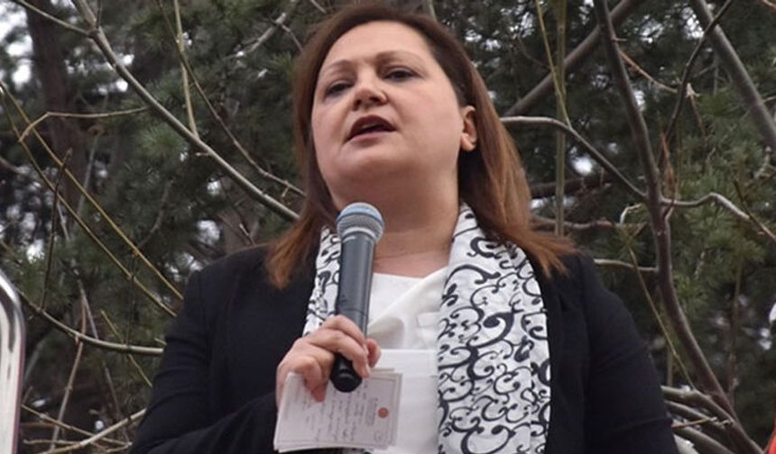 Afyonkarahisar Belediye Başkanı Burcu Köksal, AK Parti’ye katıldı