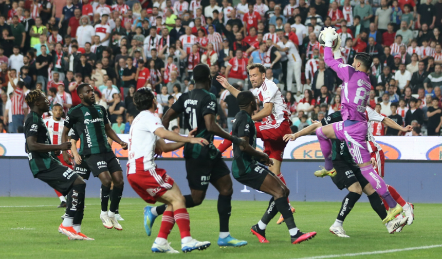 Antalyaspor’da beklenen son