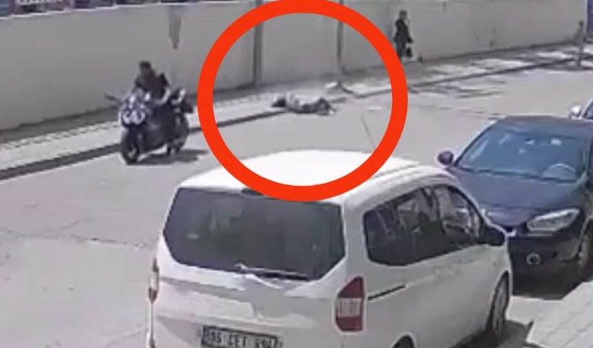 Yolun karşısına geçmeye çalışan küçük kızı motosiklet ezdi