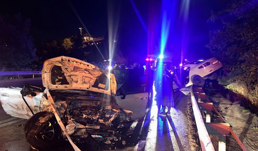 Burdur'da zincirleme kaza: 4 ölü