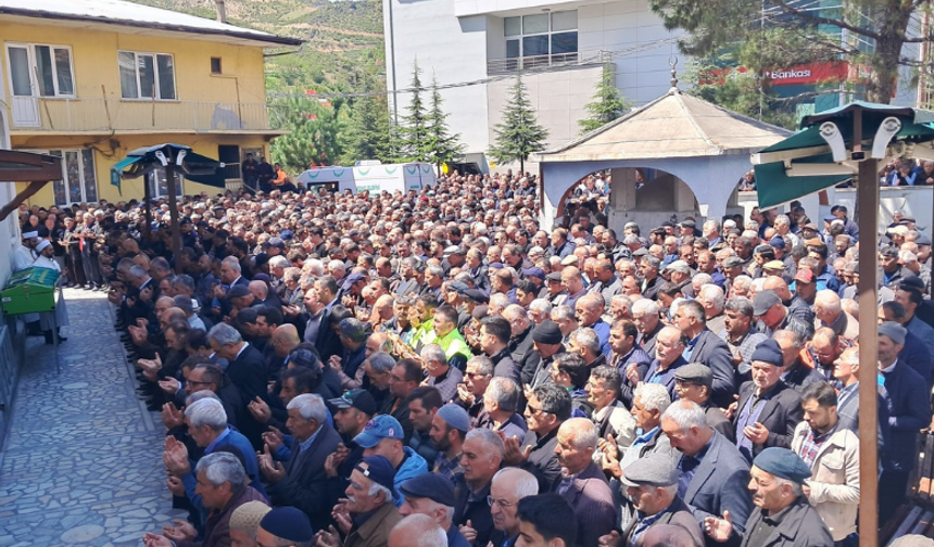 Çığda kaybolan Bülent Gezer 4 ay sonra son yolculuğuna uğurlandı