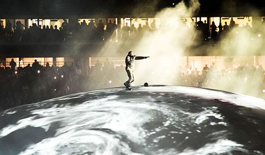 Kanye West, İstanbul'da ilk kez müzikseverlerle buluştu: Konsere 118 bin kişi katıldı
