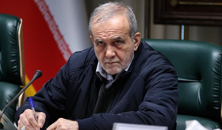İran Cumhurbaşkanı: Müzakereden söz etmek teslim olmak anlamına gelmiyor