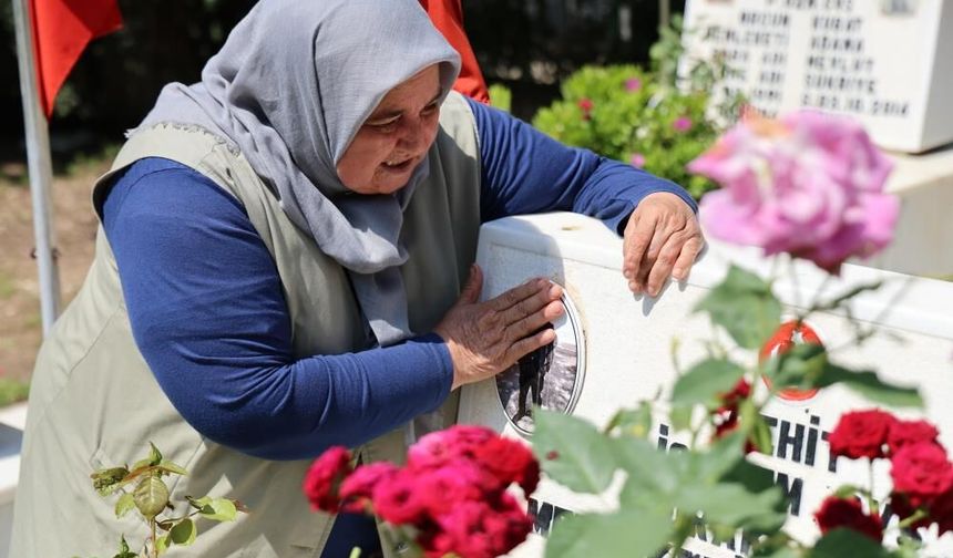 Şehit annesi: Yaşıyor muyum yaşamıyor muyum bilmiyorum