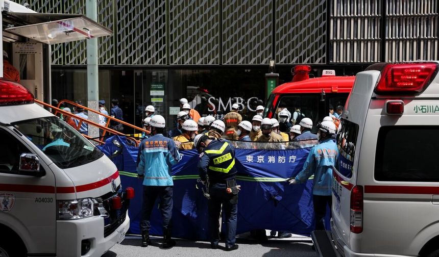 Tokyo’da AVM’ye yabancı madde püskürtmesi sonucu 19 kişi hastaneye kaldırıldı