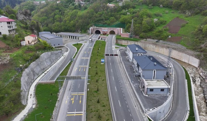 Zigana Tüneli üç yılda rekor kırdı: 5 milyondan fazla araç kullandı