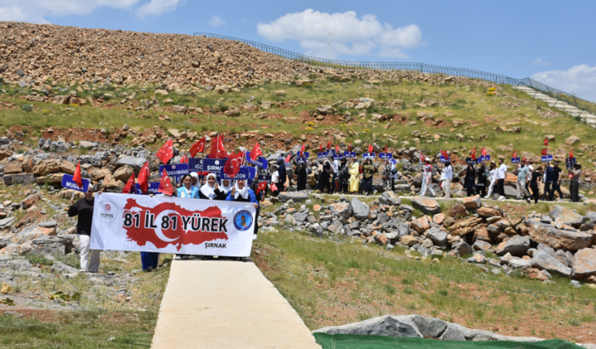 Şehit ve gazi aileleri Cudi Dağı eteklerinde bir araya geldi