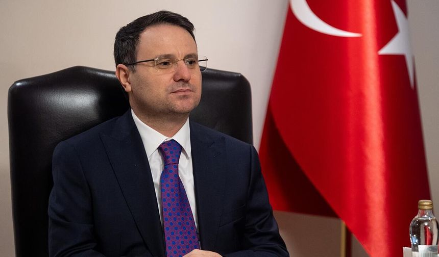 Bakan Gürlek, Özgür Özel'den 150 bin lira manevi tazminat kazandı