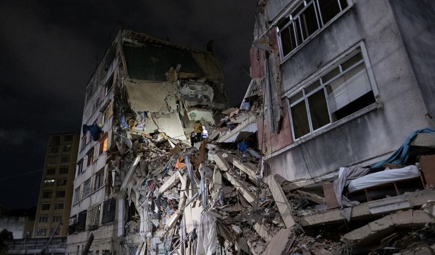 Venezuela'daki depremlerde hayatını kaybedenlerin sayısı 1430'a yükseldi