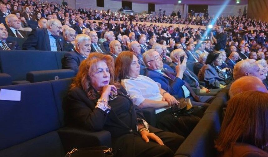 Zarife Guliyeva’dan VIII. Kurultay mesajı: “Yeni başarılar elde edilecek”
